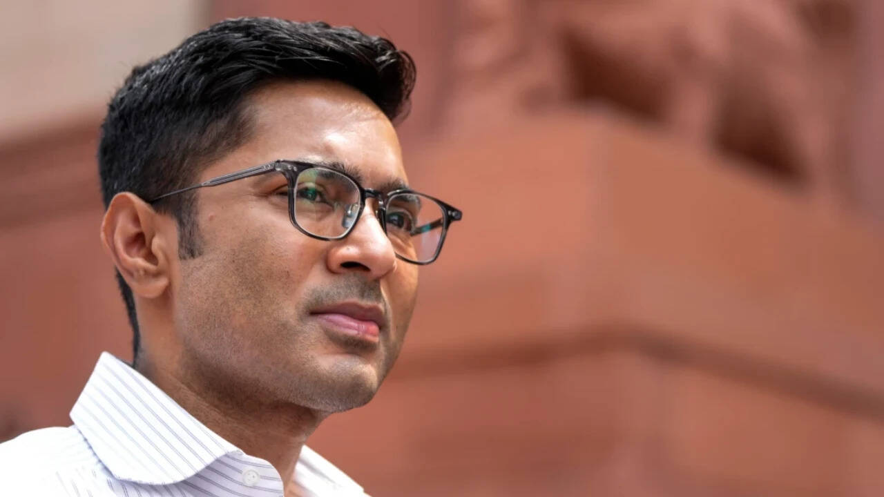 Abhishek Banerjee in SC for speedy order on rebel MPs