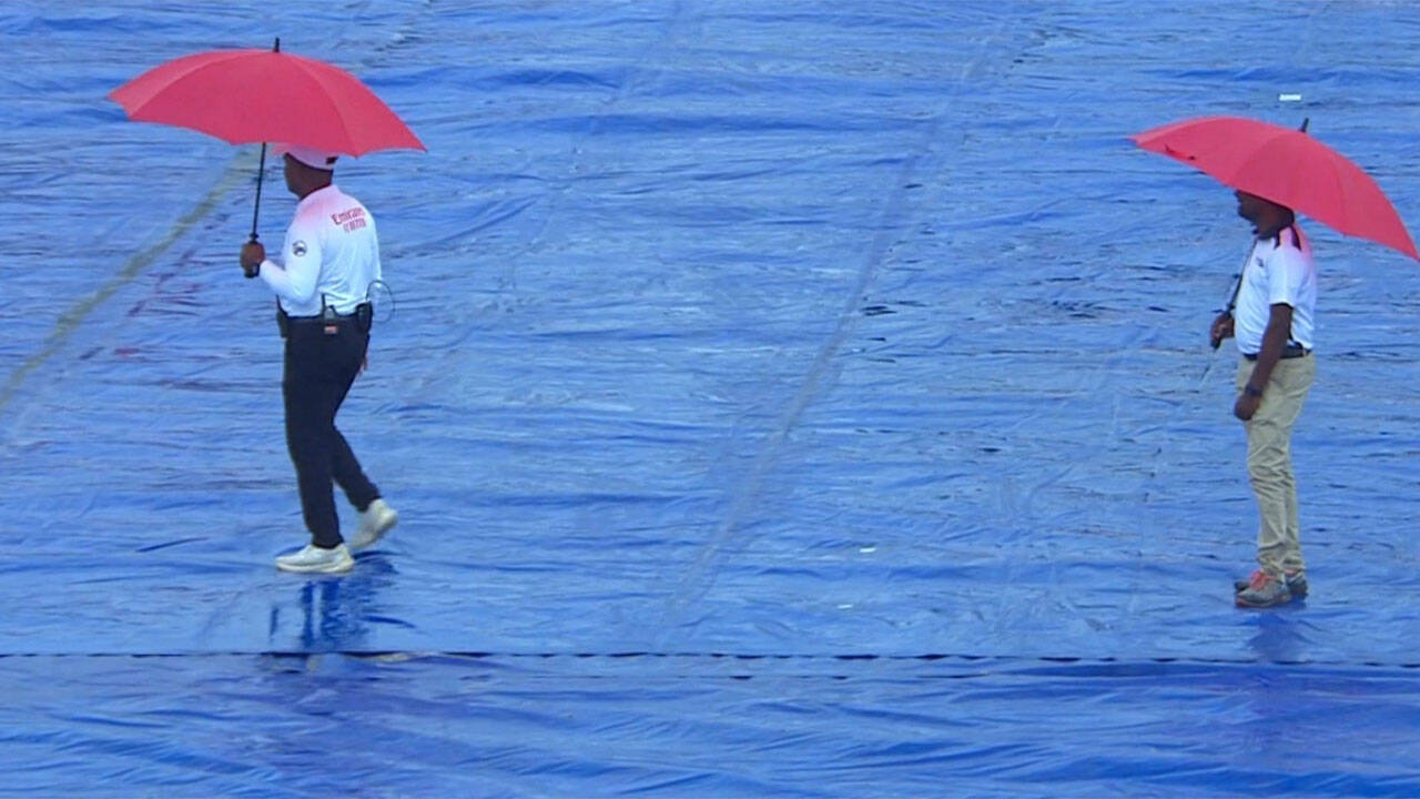 IND vs SL, 2nd Test: Rain stops play as Sonal Dinusha frustrates India bowlers