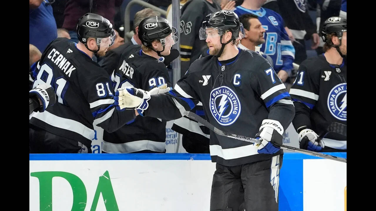 Victor Hedman reveals why he left Lightning before Canadiens playoff games