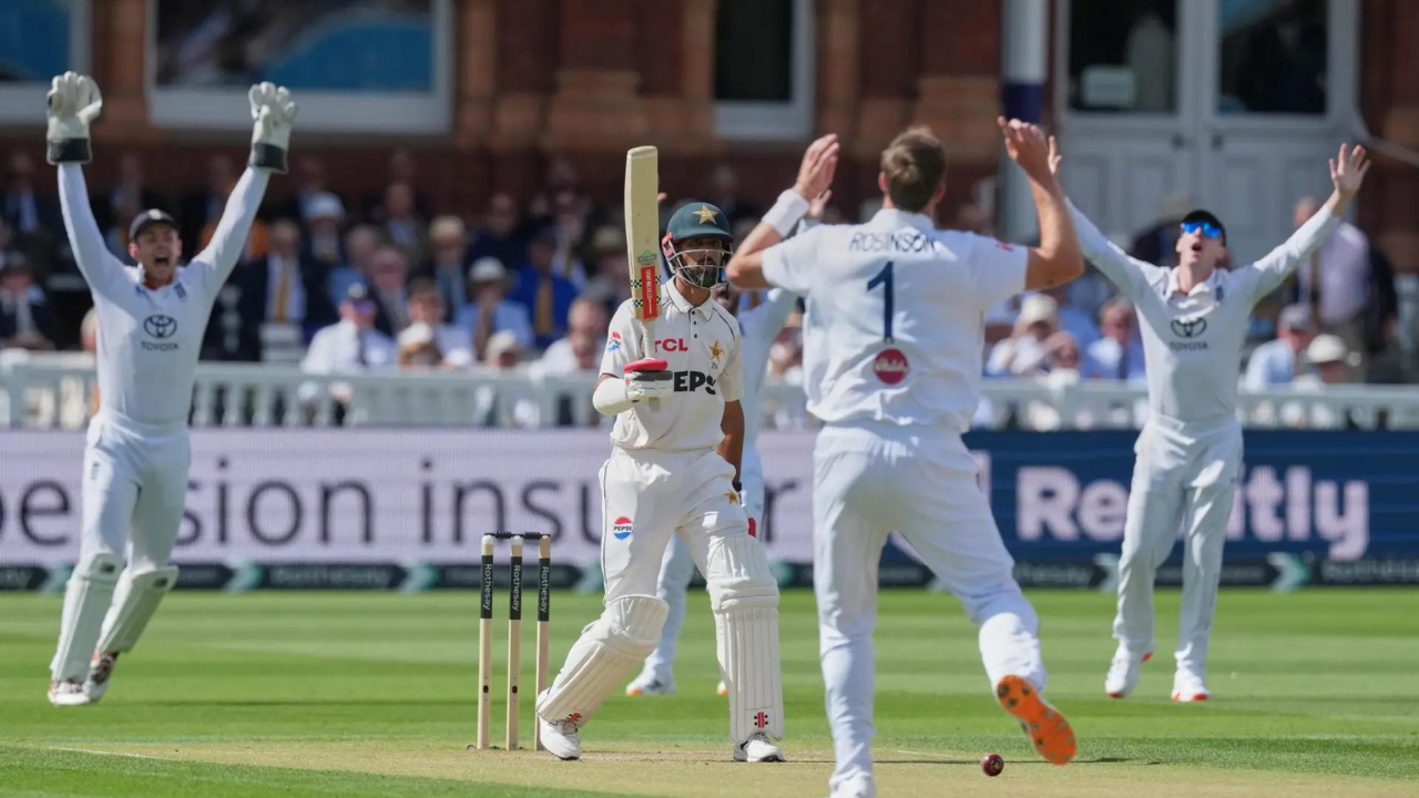 ENG vs PAK 2nd Test: Pakistan hit back after tea as England loose two quick wickets