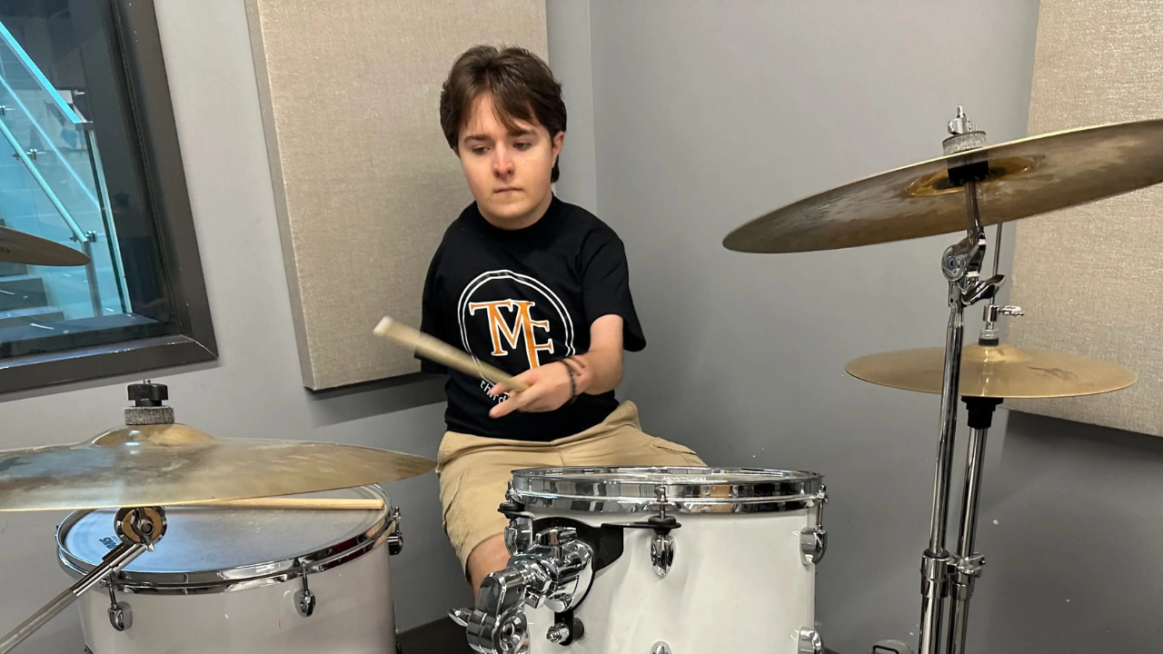 Meet Marcus Klepacki, 19-year-old musician who learned to play an acoustic drum kit with one arm