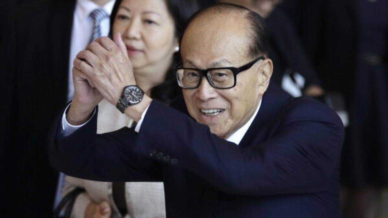 Quote of the day by Li Ka-shing: “You can believe in Fung Shui if you want, but ultimately people control…”