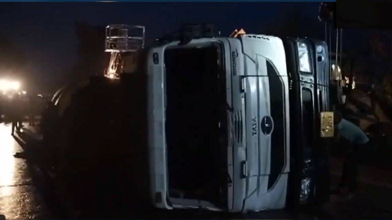 MP crash: 5 killed, 20 hurt after bus collides with bulker; PM Modi mourns deaths