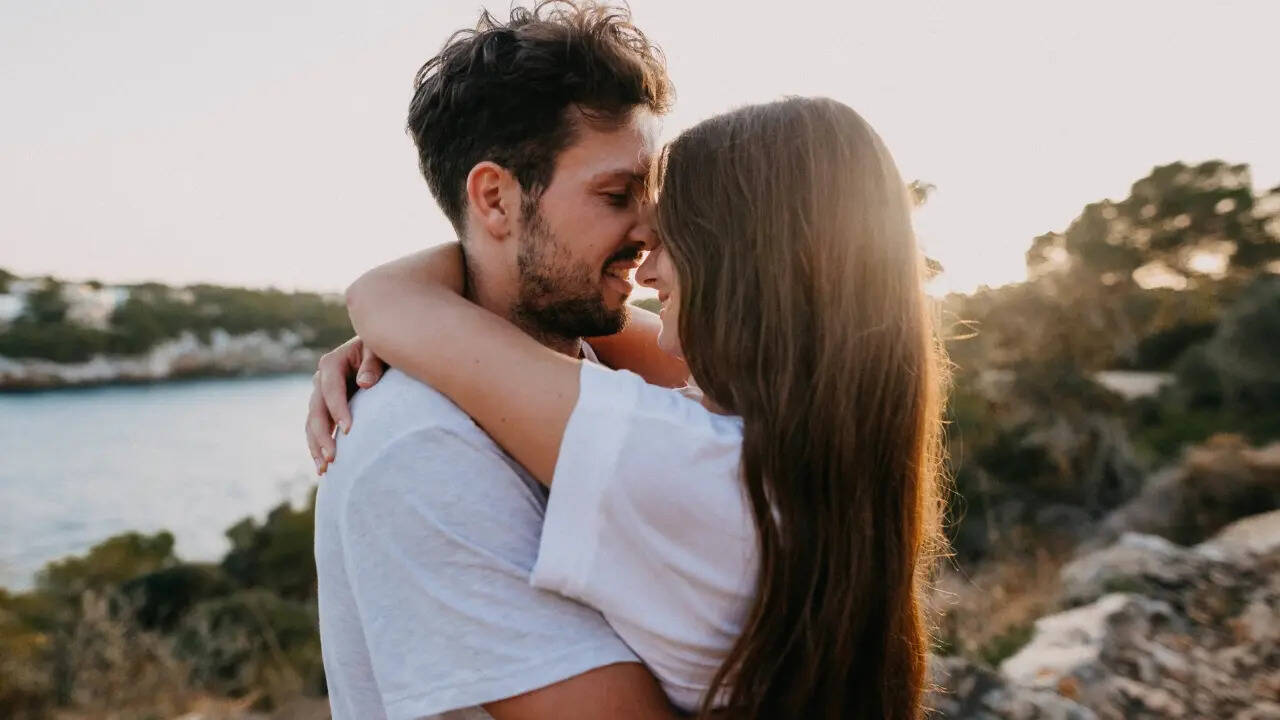 Are you emotionally compatible? 5 signs to look for in a relationship