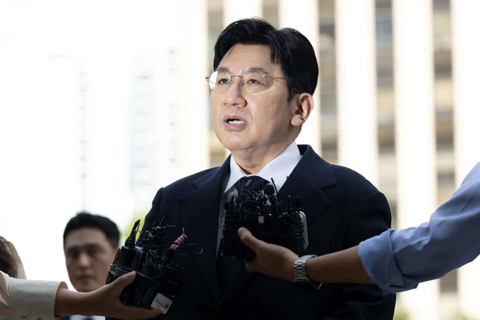 Police seek indictment of Hybe's Bang Si-hyuk over investor fraud