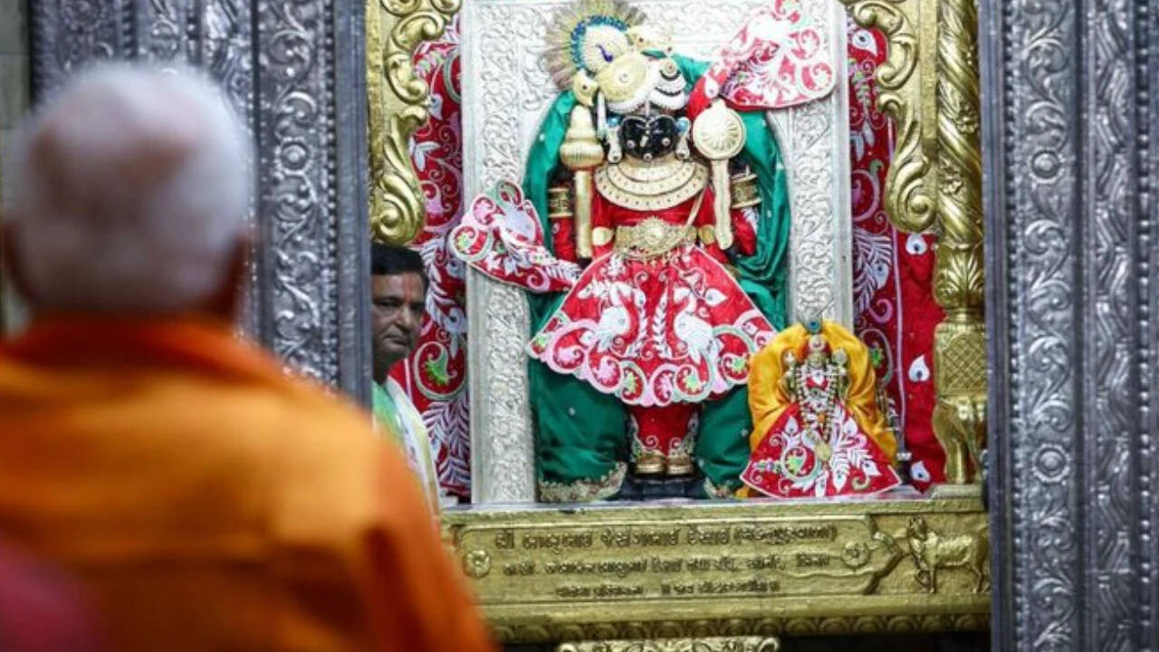 'Profound inspiration for selfless action': PM Modi extends greetings to nation on Janmashtami