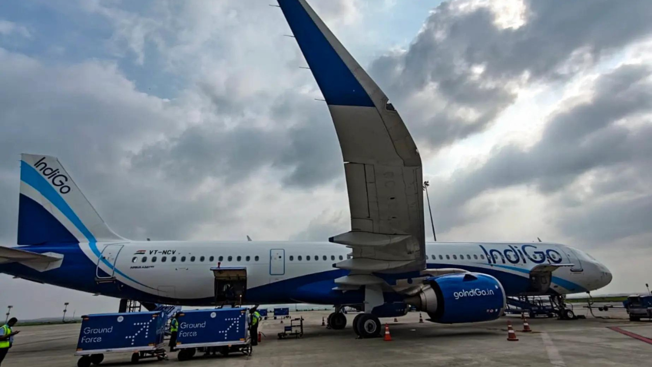 IndiGo flight from Navi Mumbai hits pole at Srinagar airport during landing
