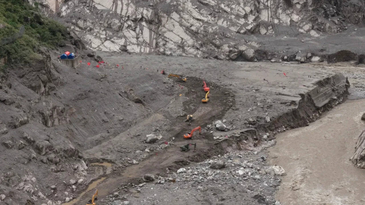 One dead and 11 missing after landslide hits China’s Jiangxi