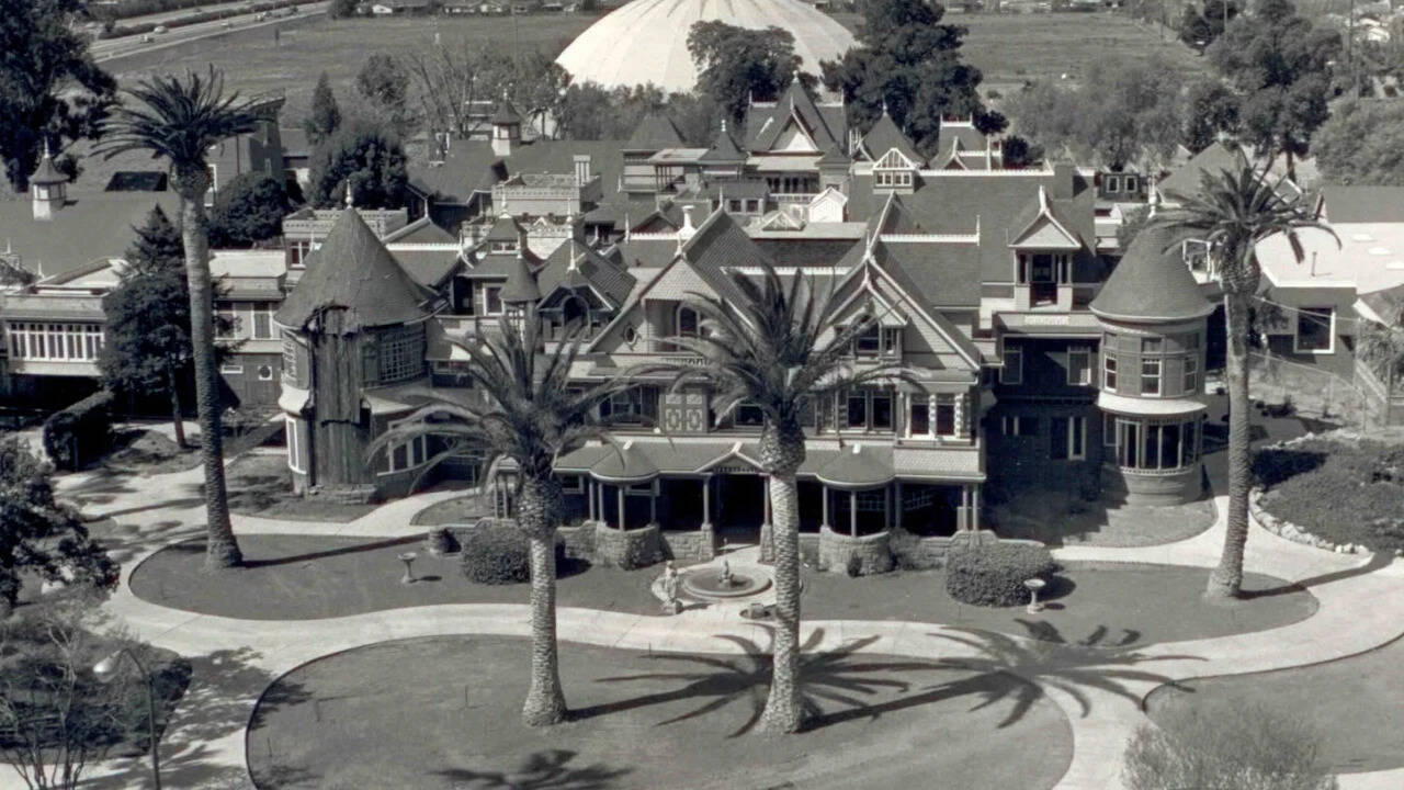 Winchester Mystery House: Inside the California mansion 'built to confuse spirits'