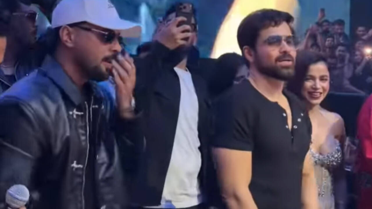 Emraan takes over DJ console in Hyderabad; fans go nostalgic