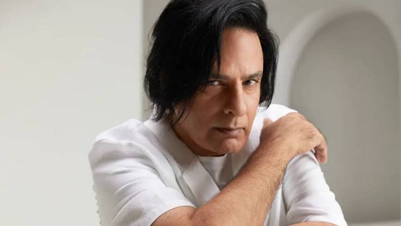Rahul Roy reveals he earns between Rs 2-4 lakhs by dancing at weddings