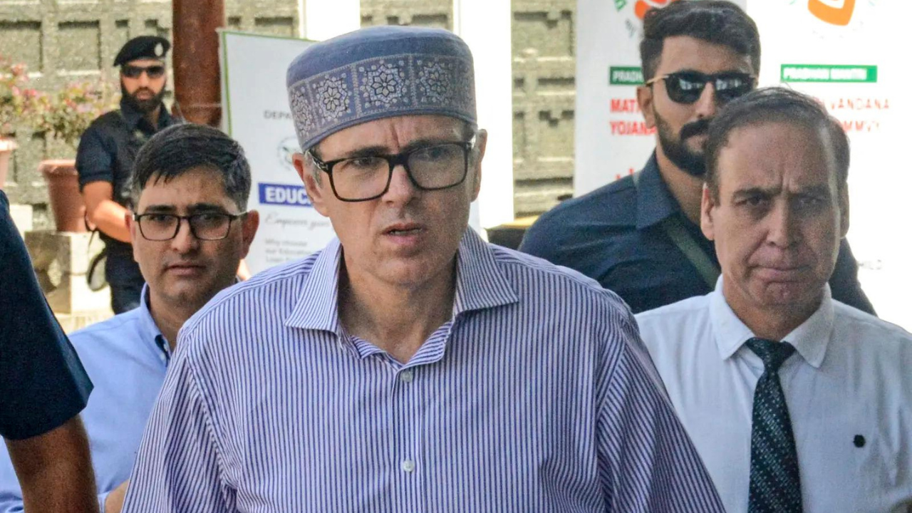 Omar opens first J&K film fest, seeks to reclaim Kashmir's place in Indian cinema