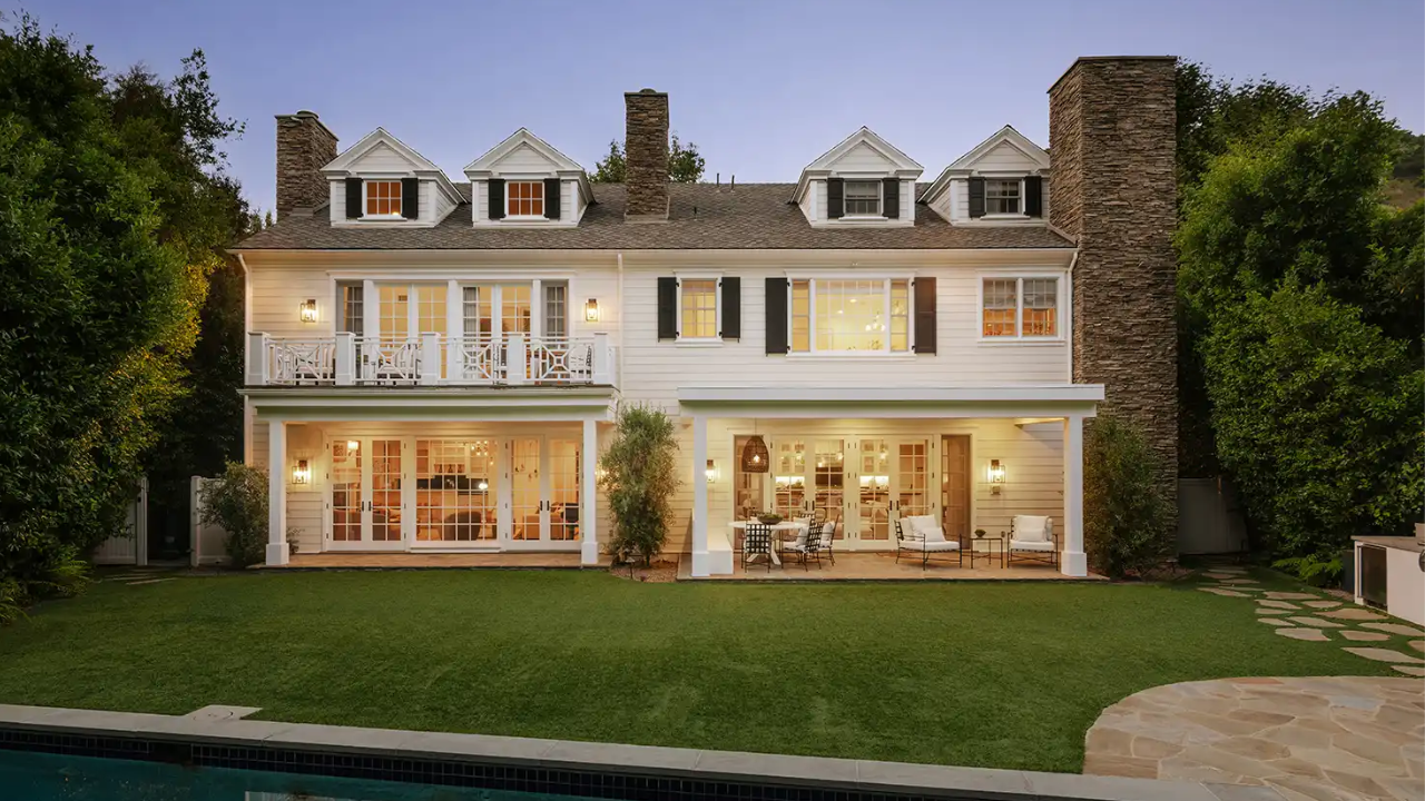 Sarah Michelle Gellar cuts LA home asking price to $9.95 million