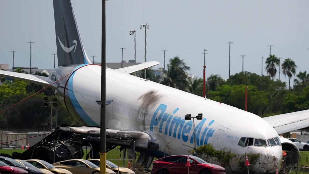 Amazon jet pilots tried to abort unstable landing before plane overran Miami runway