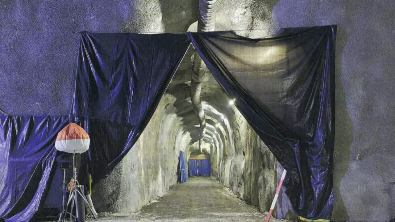 Swiss entrepreneur drills Alps to build 20 mega bunkers for super-rich