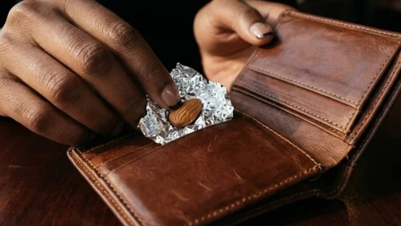 Wrapping an almond in aluminium foil: What this simple hack is for and why people recommend it