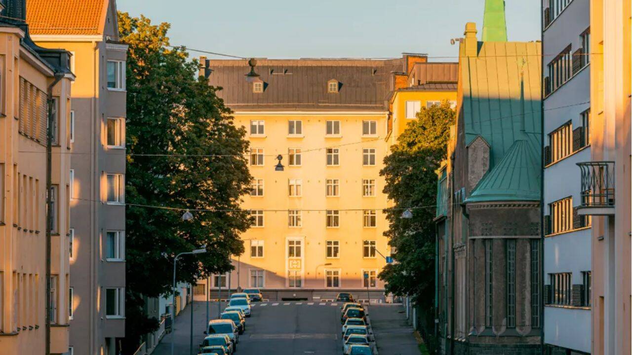 Helsinki recovers 90% of data centre heat to warm 28,000 apartments