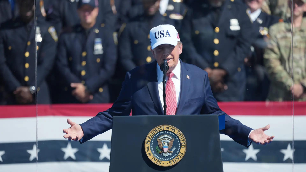 Trump claims firefighters lifted him to safety after 9/11: What facts show