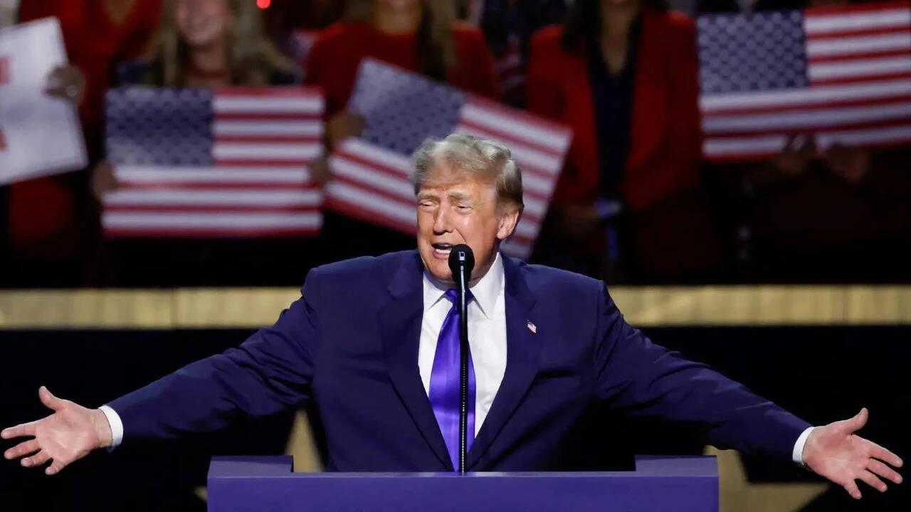 ‘Call it Trump Strait’: US prez’s Hormuz pitch as he rallies GOP voters