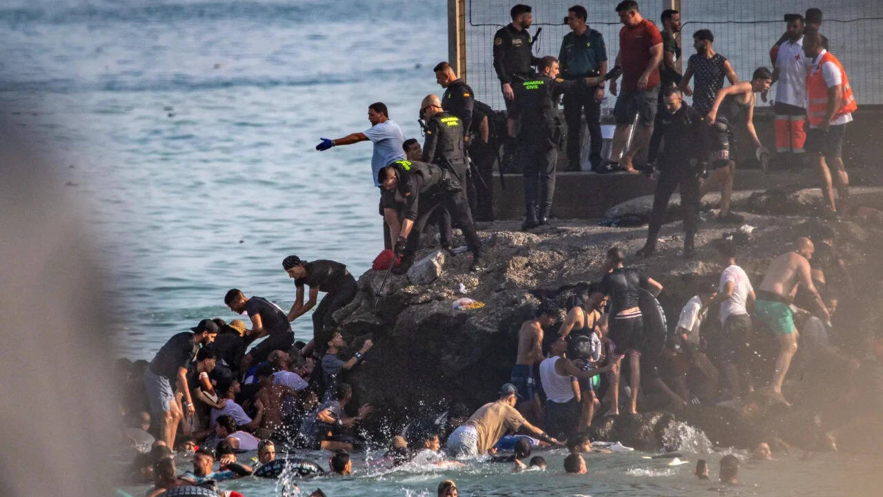 Spanish intelligence warned of ‘mass entry’ day before 70k reached Ceuta