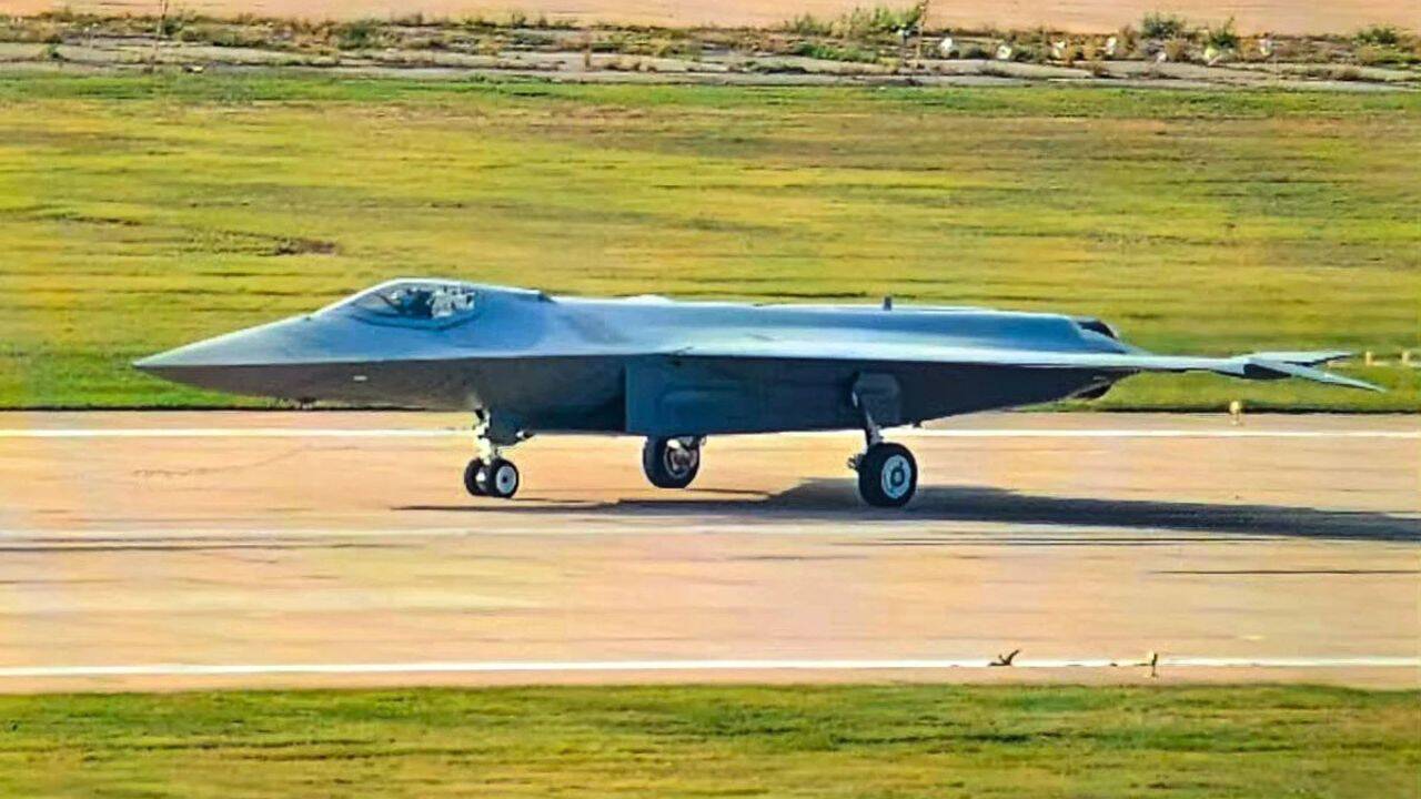 AI, quantum navigation & drone swarms: China’s J-50 aims to ‘leapfrog’ fighter technology