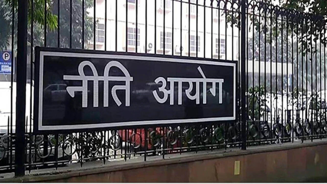 States, municipalities to drive next phase of India deregulation: Niti Aayog member Gauba