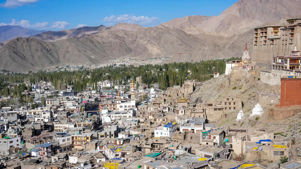 Centre ready to fulfil Ladakh's aspirations, asks for 'patience'