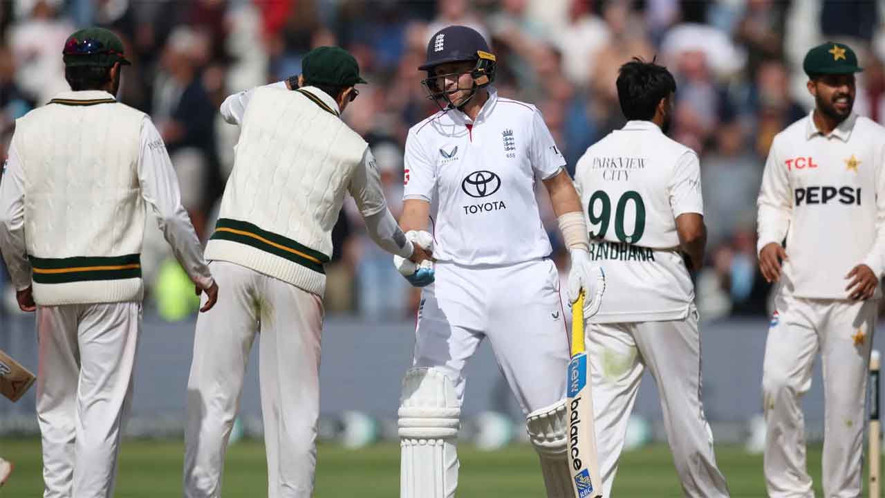 England complete 3-0 Test series clean sweep with 8-wicket win over Pakistan
