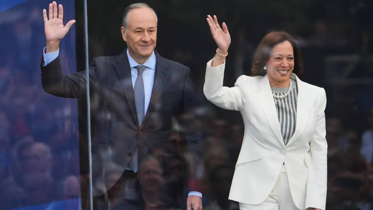 Break-in attempt at ex-US VP Kamala Harris' Malibu house