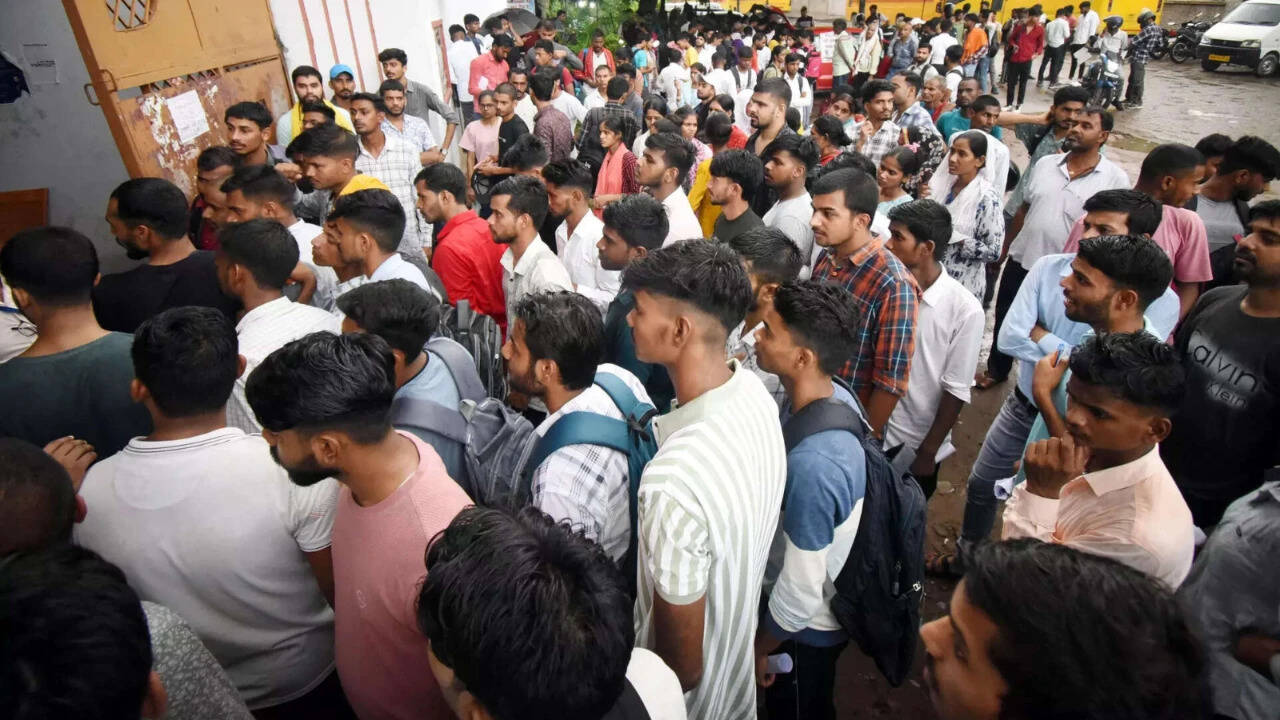 Rajasthan SET 2026: Students boycott exam in Jaipur over delayed papers, alleged irregularities
