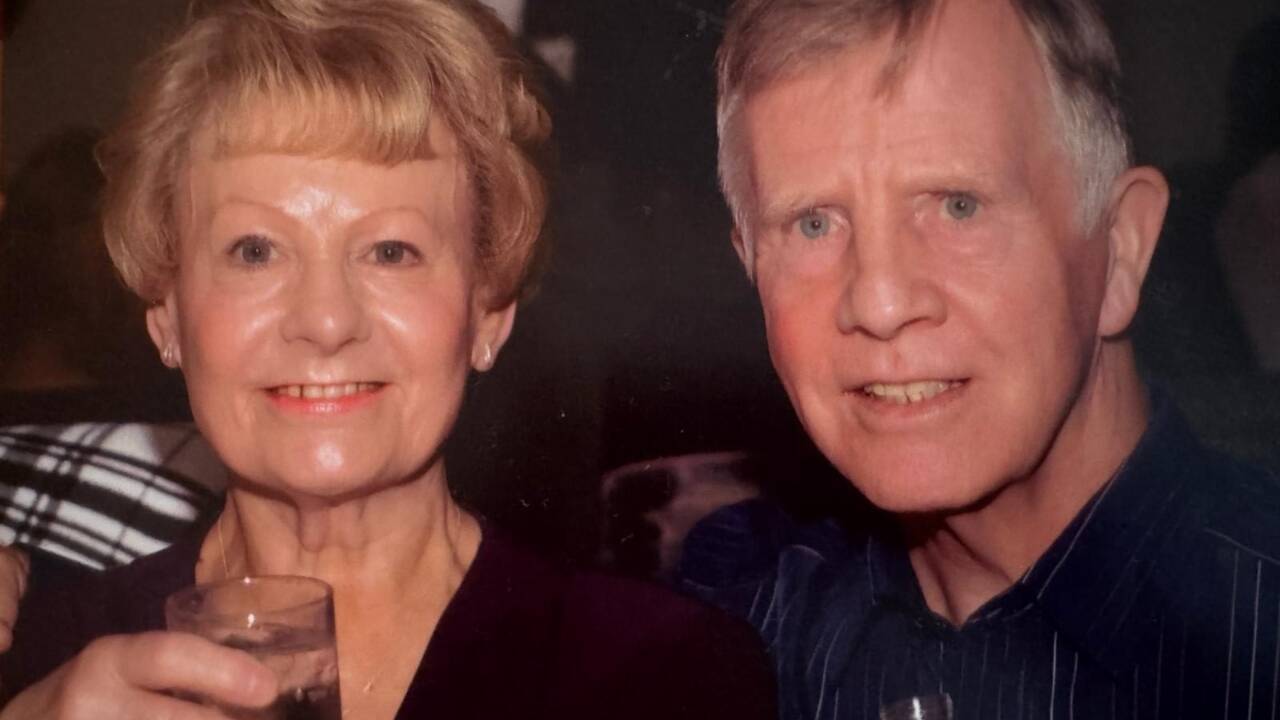 82-year-old Sinatra fan travels 10,000 miles to keep promise to late wife