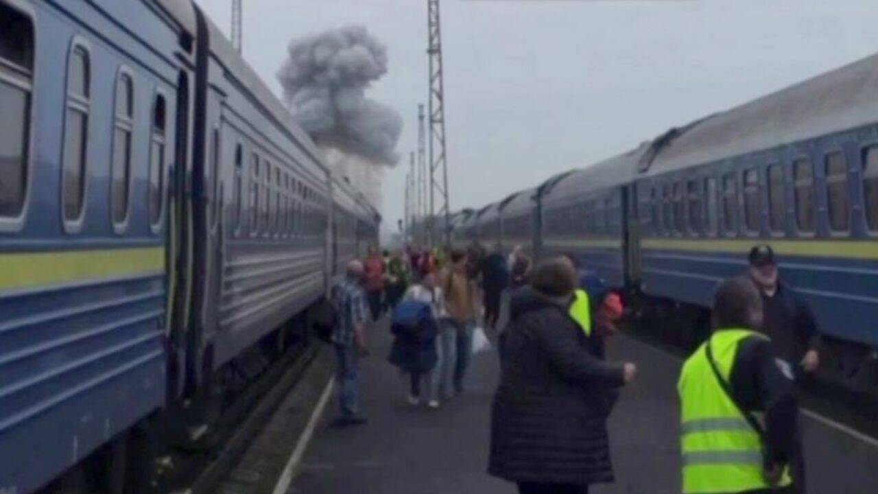 Minutes after Boris Johnson, European leaders pass through, Russia strikes Ukrainian train near Poland border