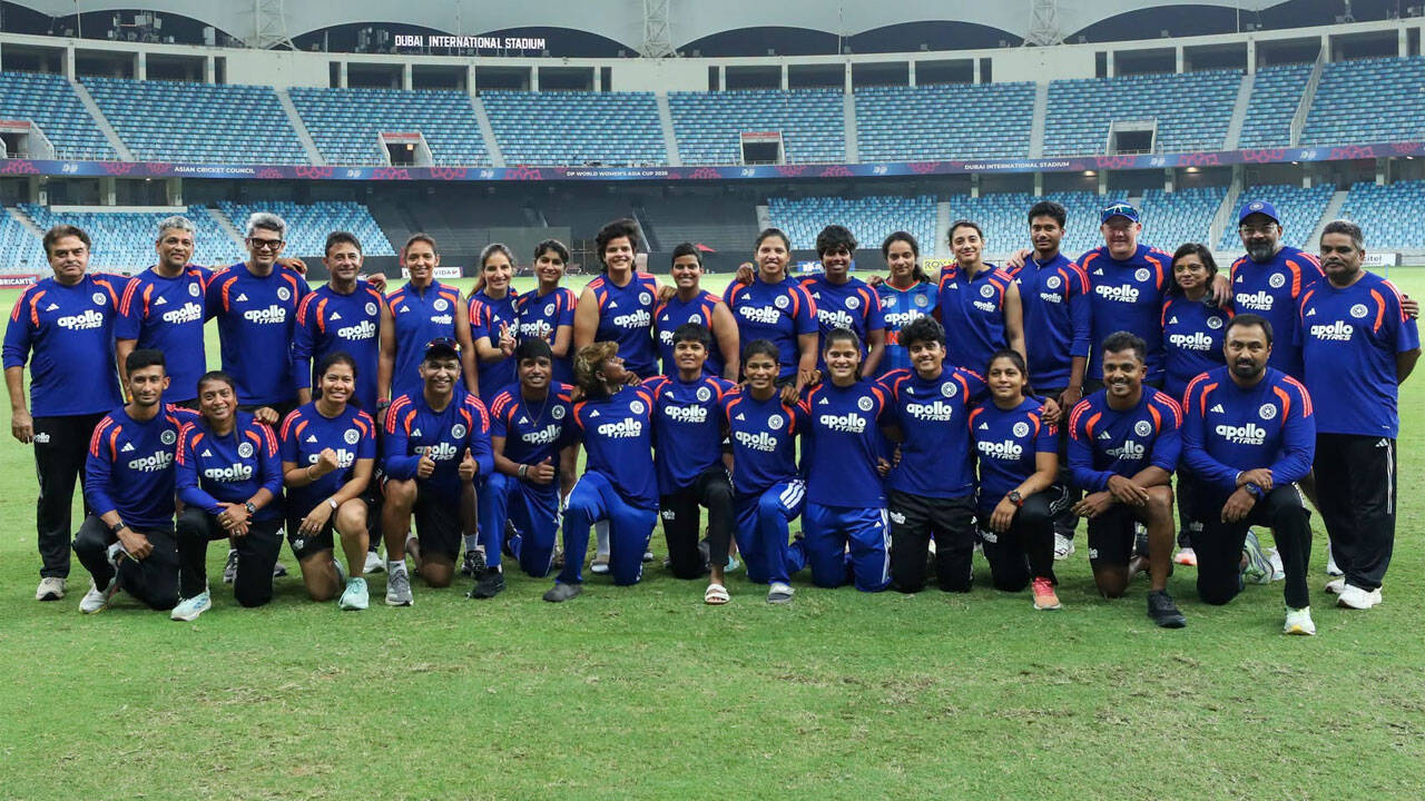 ‘We are the champions’: Muzumdar backs BCCI as India snub Mohsin Naqvi again