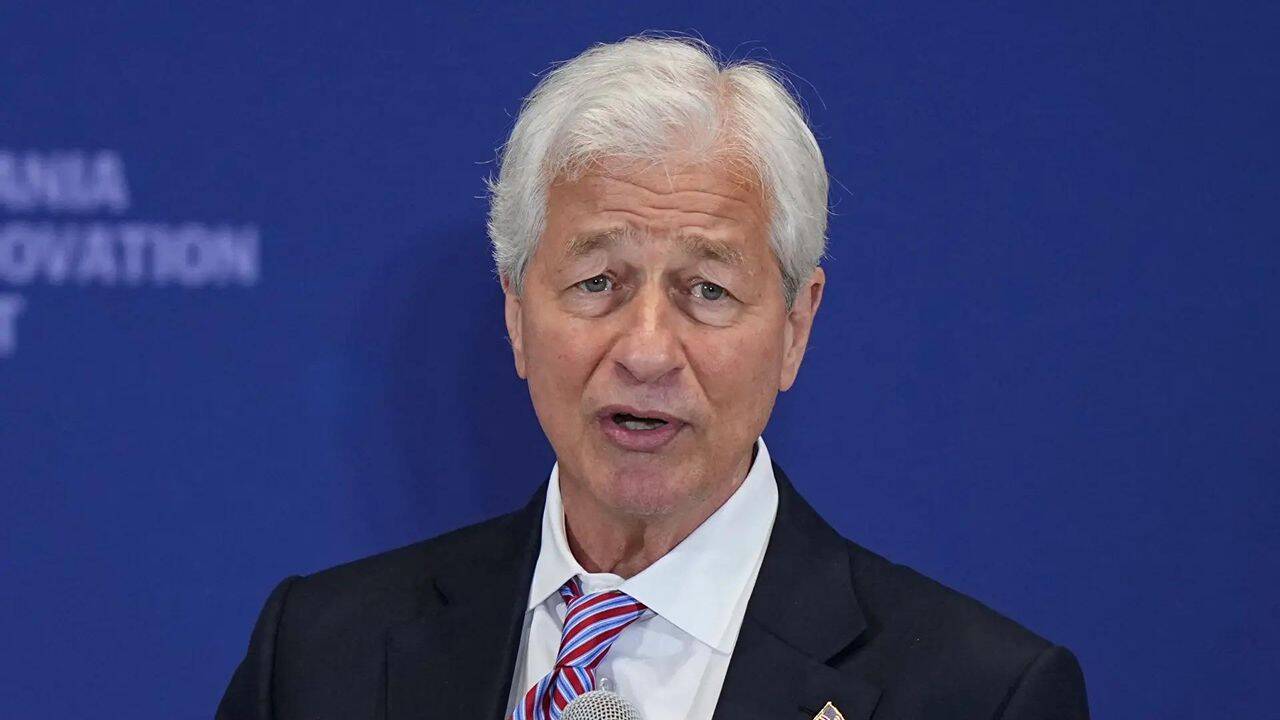 Jamie Dimon warned the American Dream is slipping; JPMorgan now flags a new risk