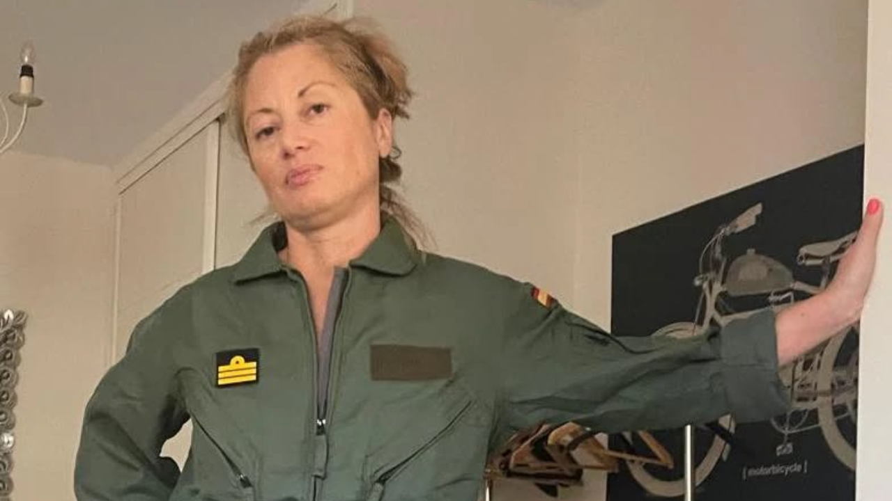 Nato officer suspended after Tinder romance with Russian-born woman sparks spying fears at UK base