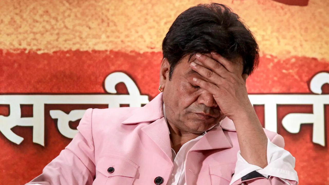 'Perfect in doing drama': SC gives Rajpal Yadav final chance to deposit Rs 2 crore