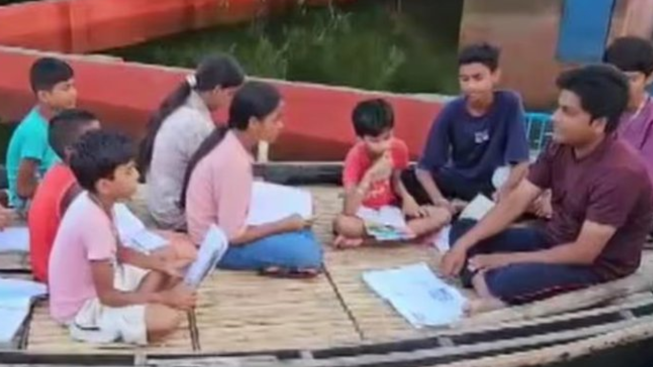 Katihar Educator Sustains Academic Continuity Aboard Floating Classrooms Amid Severe Flooding