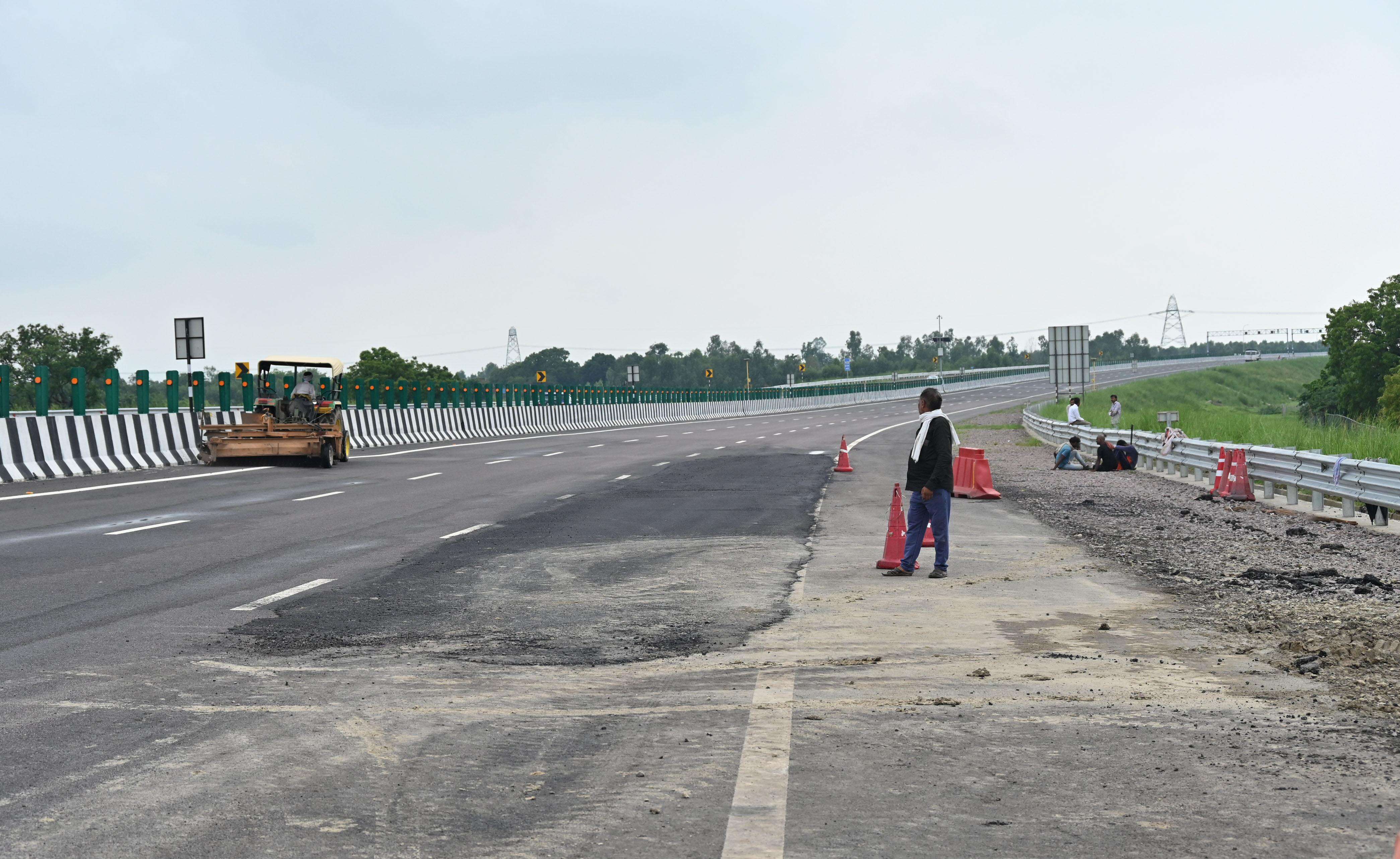After Awadh Expressway fiasco, NHAI bars builder for 3 years