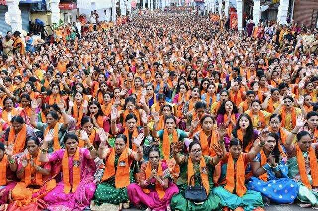 Massive Devotional Gathering Highlights Pune Cultural Resilience Amid Urbanization