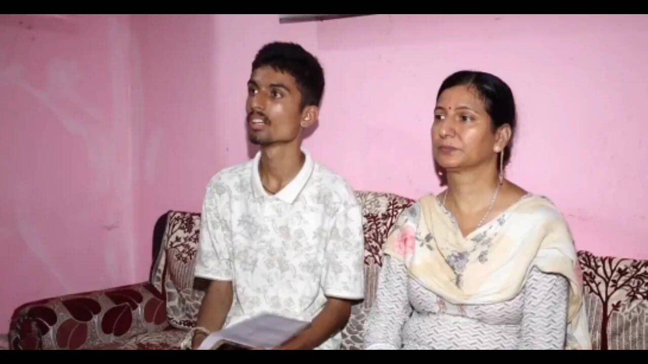 Renu Hans: The deferently abled woman who cleared class 10 examination after 22 years with 82%