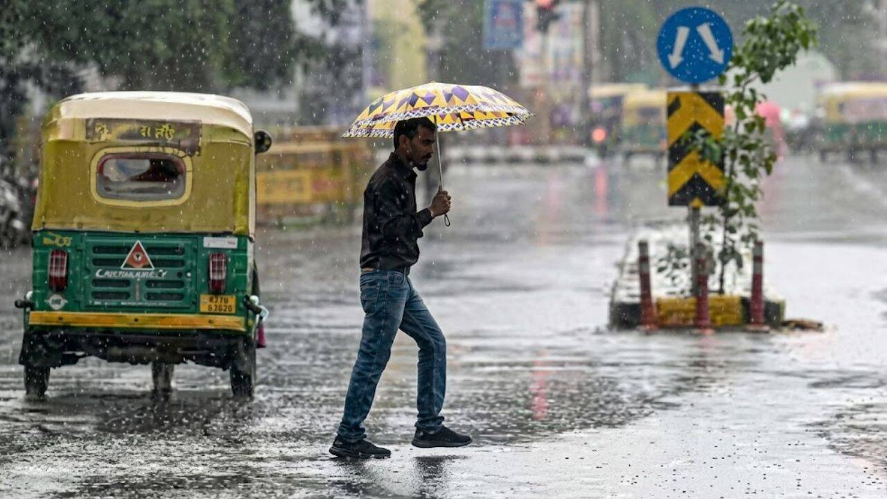 Delhi and Haryana Prepare for Disruptive Thunderstorms Driven by Active Western Disturbance