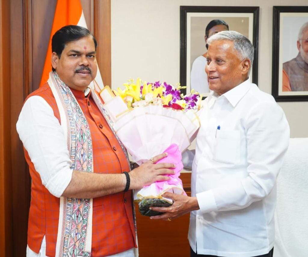 Railways Minister Promotes Schedule Revamp to Boost Gopalganj Connectivity