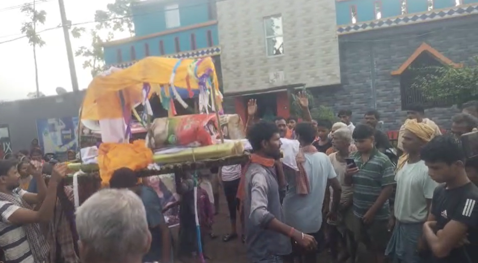 Purnia Village Enforces Social Ostracism Through Symbolic Funerary Rituals