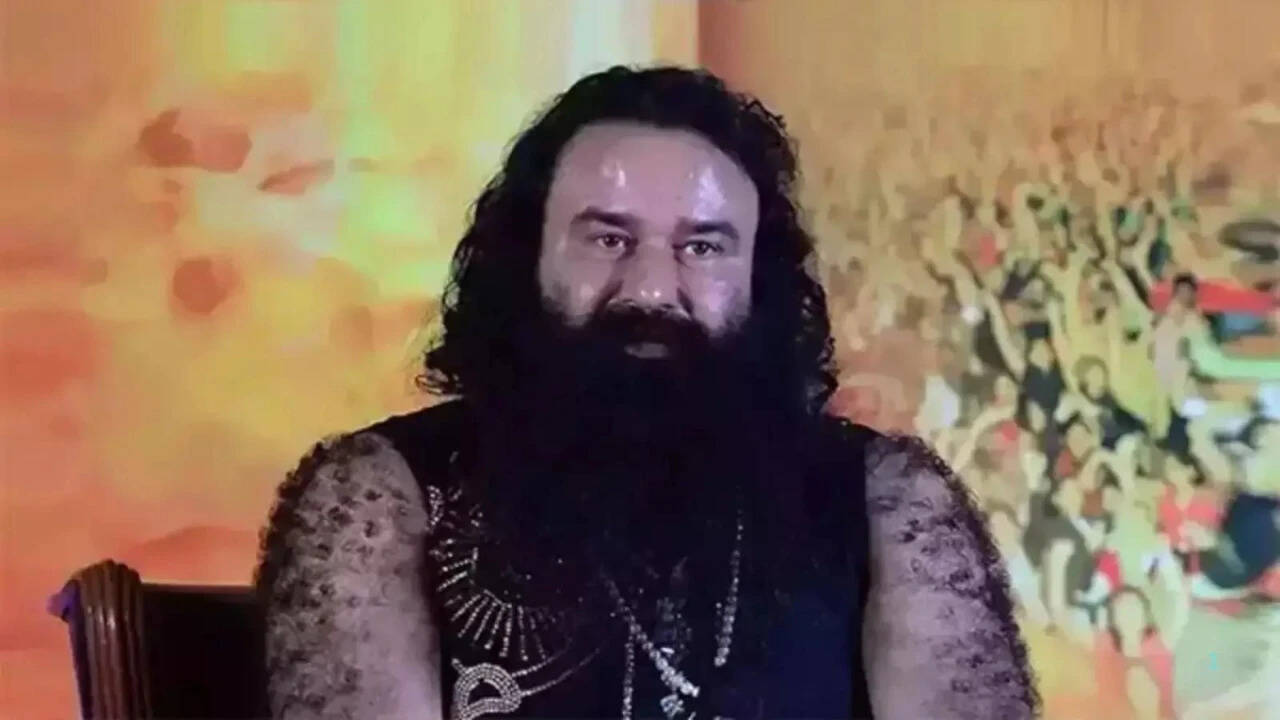 Rape convict Ram Rahim returns to Sunaria jail after 21-day furlough