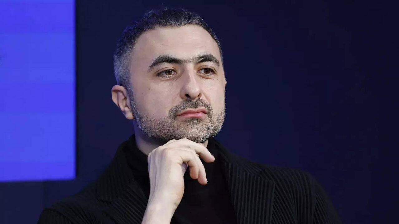 Mustafa Suleyman warns Anthropic and others: AI agents don't have feelings or rights