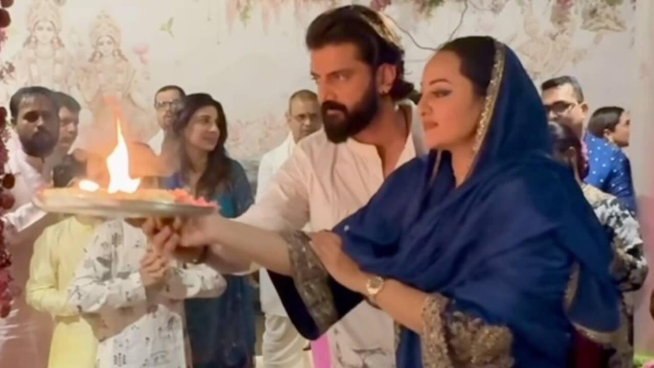 Sonakshi-Zaheer share Ganpati aarti video, switch off comments