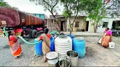 Maharashtra govt foresees water scarcity, asks officials to ready action plan