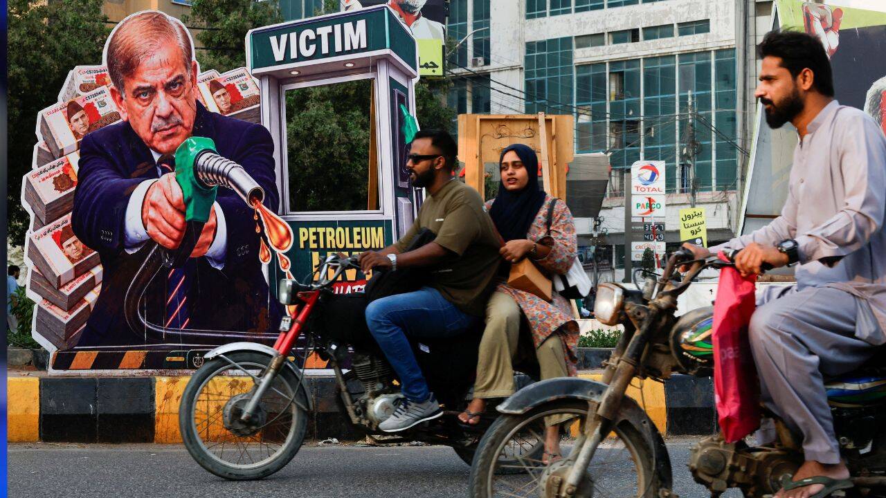 Pakistan Enforces Strict Austerity Protocols Amid Severe Fuel Shock