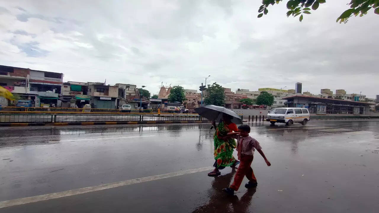 Heavy rains hit Gujarat; flooding disrupts life as IMD forecasts more showers