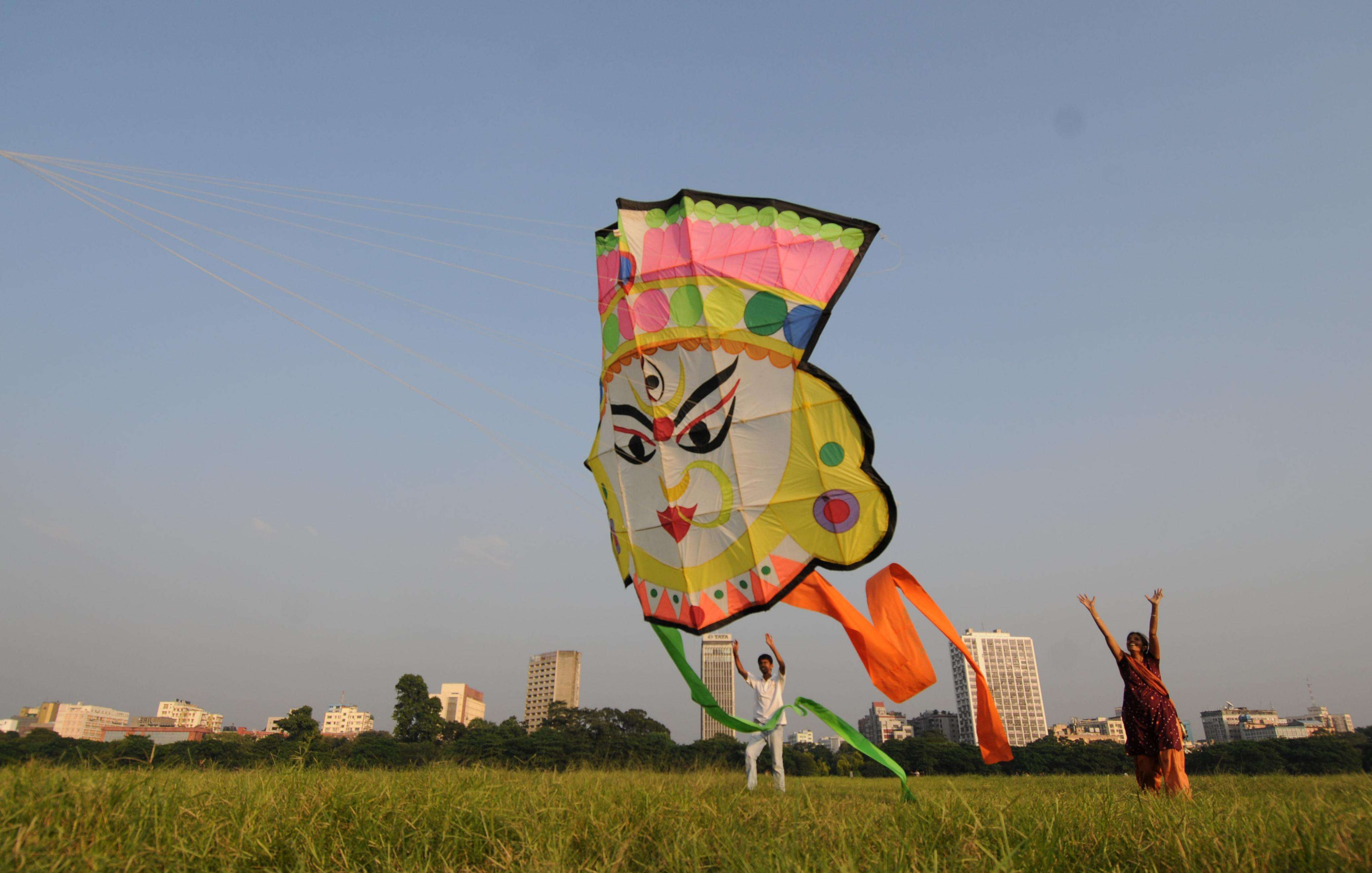 Cultural Interruption: Kolkata Suspends Historic Maidan Kite Flying Tradition